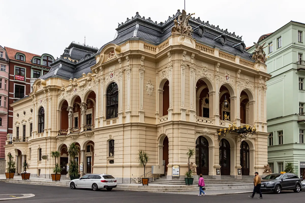 10 Grandhotel Pupp Historical Facts and Top City Sights