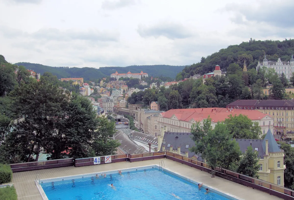 Visiting Karlovy Vary in Winter: What to Expect in 2026