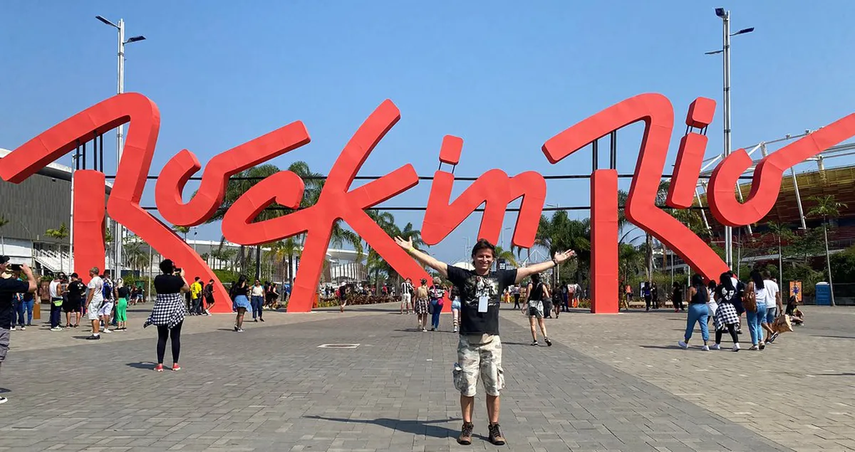 Opening Hours for the Smetana Park Greenhouses & Guide