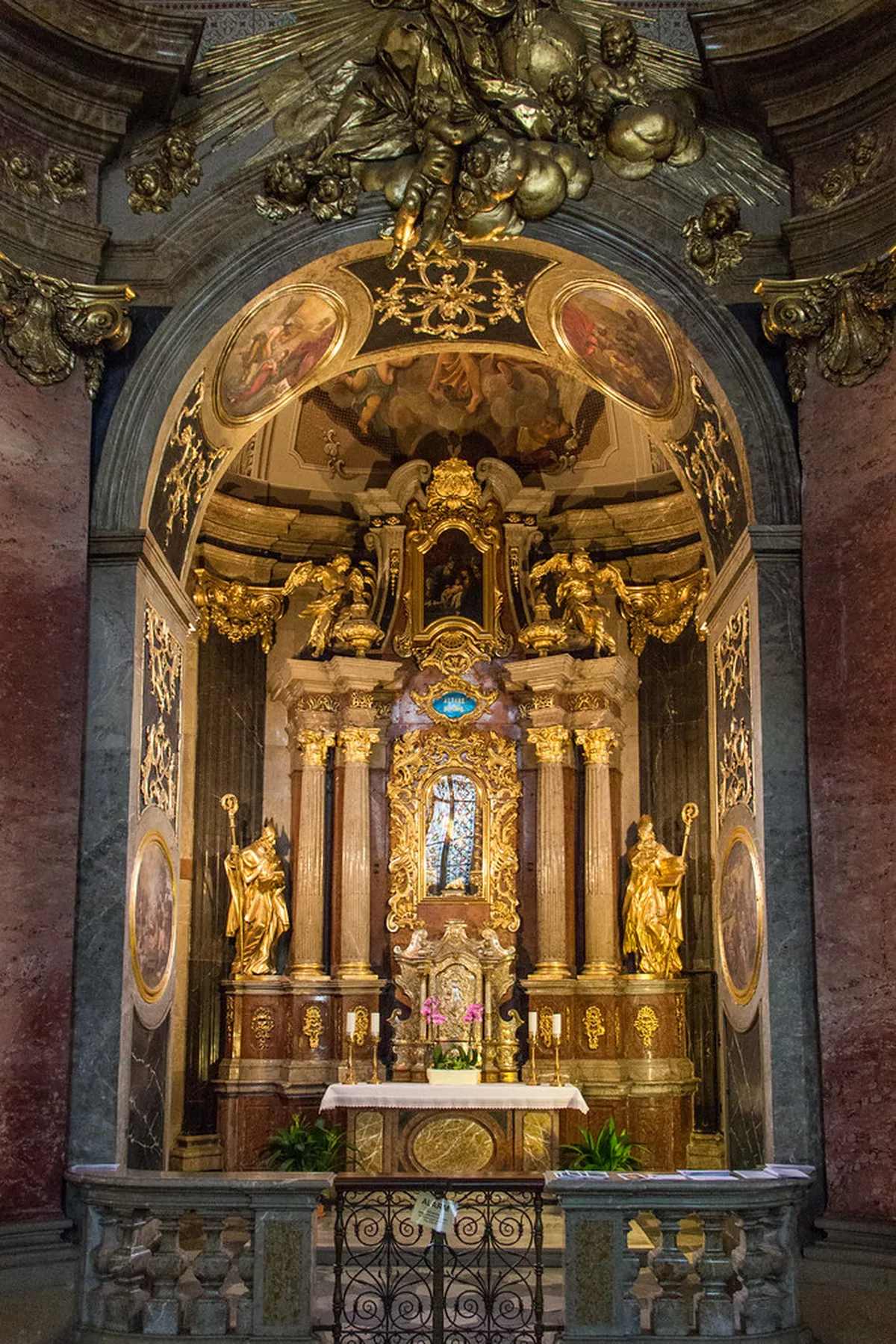 Is Saint Wenceslas Cathedral Olomouc Interior Worth It?